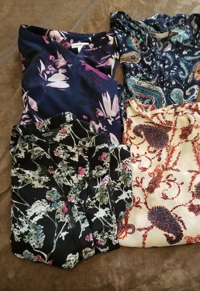 4 short sleeve blouses